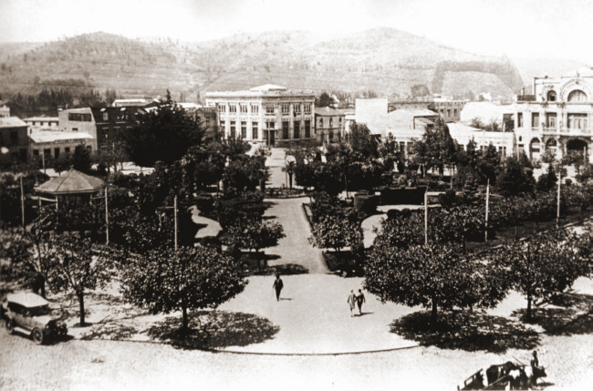 Plaza An�bal Pinto
